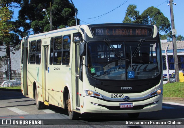 Empresa de Ônibus Campo Largo 22049 na cidade de Campo Largo, Paraná, Brasil, por Alessandro Fracaro Chibior. Número da foto: #13205514.