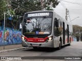 Express Transportes Urbanos Ltda 4 8266 na cidade de São Paulo, São Paulo, Brasil, por Vanderci Valentim. Número da foto: #:id.
