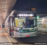 Via Sudeste Transportes S.A. 5 2720 na cidade de São Paulo, São Paulo, Brasil, por Andre Santos de Moraes. Número da foto: #:id.