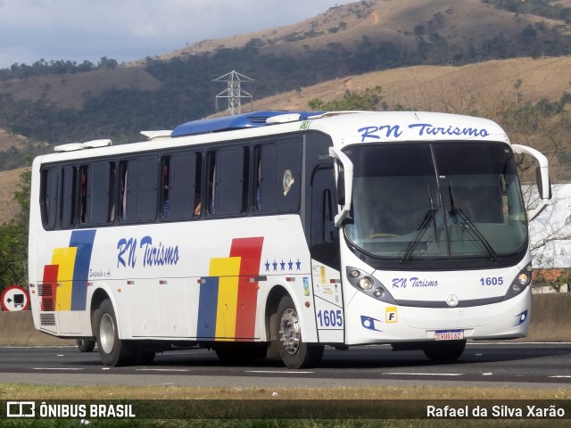 RN Turismo 1605 na cidade de Roseira, São Paulo, Brasil, por Rafael da Silva Xarão. Número da foto: #13207763.