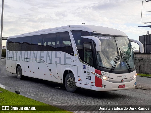 Auto Viação Catarinense 3420 na cidade de Itajaí, Santa Catarina, Brasil, por Jonatan Eduardo Jurk Ramos. Número da foto: #13207366.