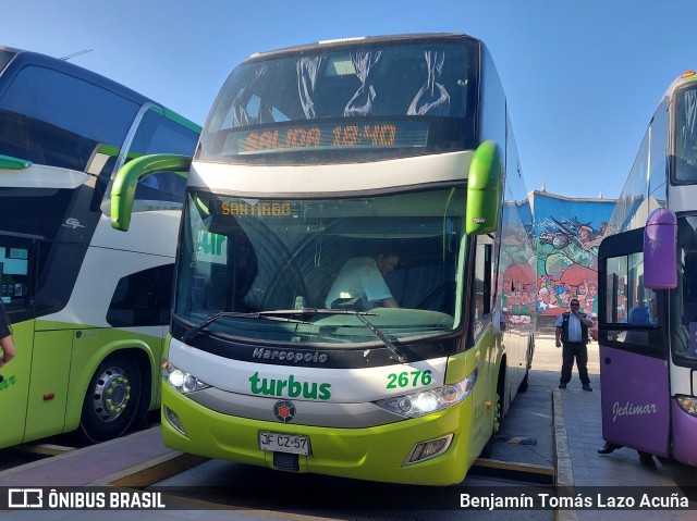 TurBus 2676 na cidade de Valparaíso, Valparaíso, Valparaíso, Chile, por Benjamín Tomás Lazo Acuña. Número da foto: #13207424.