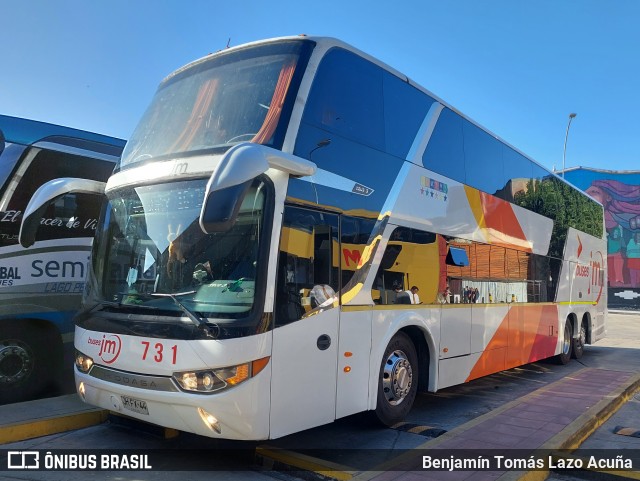 Buses JM 731 na cidade de Valparaíso, Valparaíso, Valparaíso, Chile, por Benjamín Tomás Lazo Acuña. Número da foto: #13207418.