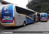 Fácil Transportes e Turismo 4038 na cidade de Petrópolis, Rio de Janeiro, Brasil, por Luiz Petriz. Número da foto: #13207642.
