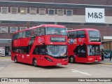 Metroline BDE2755 na cidade de Barnet, Hertfordshire, Inglaterra, por Fábio Takahashi Tanniguchi. Número da foto: #13208760.