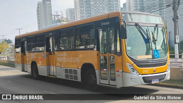 Companhia Carris Porto-Alegrense 0167 na cidade de Porto Alegre, Rio Grande do Sul, Brasil, por Gabriel da Silva Ristow. Número da foto: #13209462.