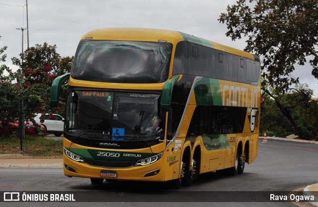 Empresa Gontijo de Transportes 25050 na cidade de Montes Claros, Minas Gerais, Brasil, por Rava Ogawa. Número da foto: #13210655.