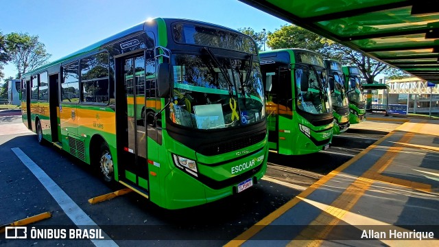 Transportes Capellini 32889 na cidade de Paulínia, São Paulo, Brasil, por Allan Henrique. Número da foto: #13211496.