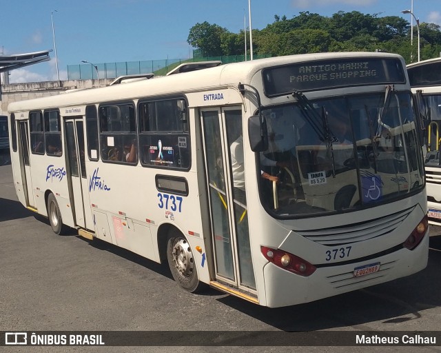 Expresso Vitória Bahia 3737 na cidade de Salvador, Bahia, Brasil, por Matheus Calhau. Número da foto: #13210738.