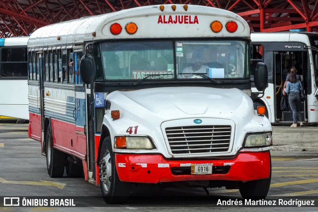 Alpizar 41 na cidade de Alajuela, Alajuela, Costa Rica, por Andrés Martínez Rodríguez. Número da foto: #13211270.