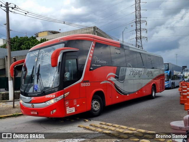 Empresa de Ônibus Pássaro Marron 5933 na cidade de São Paulo, São Paulo, Brasil, por Brenno Santos. Número da foto: #13209698.