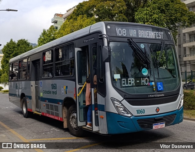 Cidade Real 1060 na cidade de Petrópolis, Rio de Janeiro, Brasil, por Vitor Dasneves. Número da foto: #13212437.