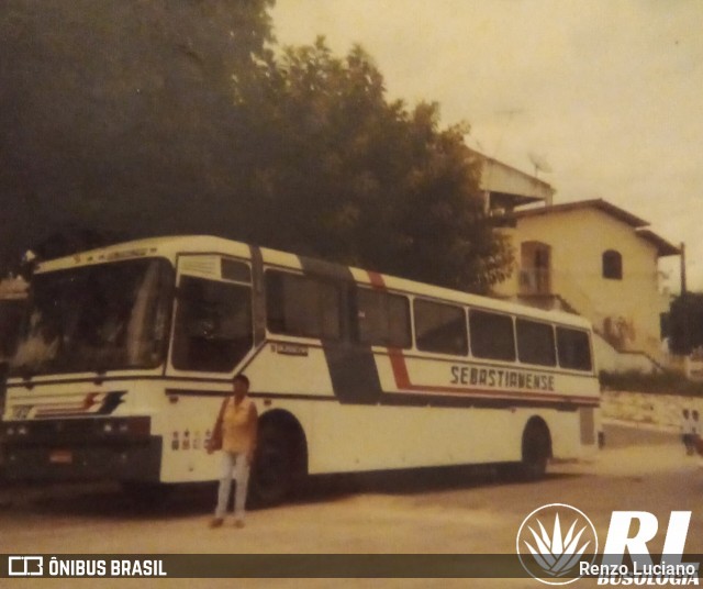 Empresa Sebastianense de Transportes  na cidade de São Sebastião do Passé, Bahia, Brasil, por Renzo Luciano. Número da foto: #13209655.