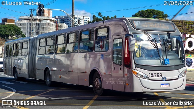 Viação Santo Ângelo 18R99 na cidade de Curitiba, Paraná, Brasil, por Lucas Weber Calizario. Número da foto: #13210538.