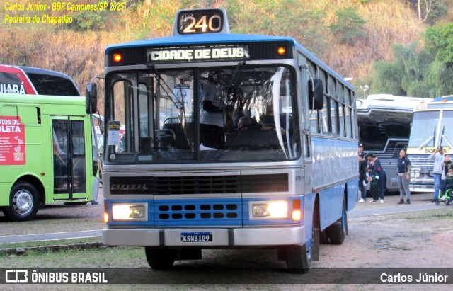 Ônibus Particulares 47644 na cidade de Campinas, São Paulo, Brasil, por Carlos Júnior. Número da foto: #13210647.