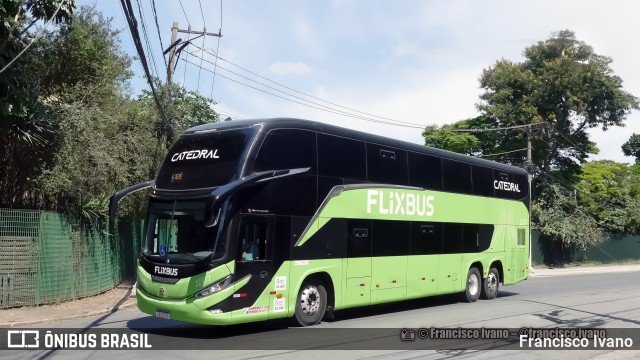 FlixBus Transporte e Tecnologia do Brasil 22377 na cidade de São Paulo, São Paulo, Brasil, por Francisco Ivano. Número da foto: #13212576.