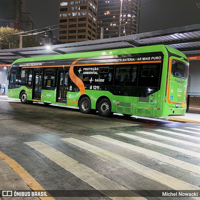 TRANSPPASS - Transporte de Passageiros 8 1211 na cidade de São Paulo, São Paulo, Brasil, por Michel Nowacki. Número da foto: #13210141.