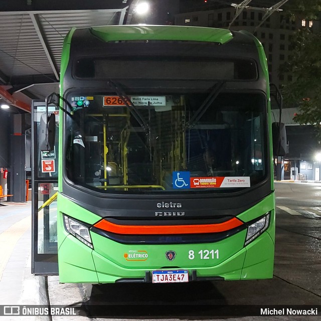 TRANSPPASS - Transporte de Passageiros 8 1211 na cidade de São Paulo, São Paulo, Brasil, por Michel Nowacki. Número da foto: #13210147.