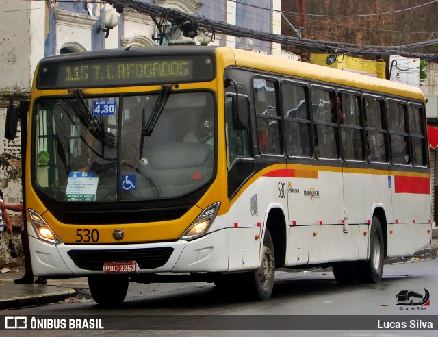 Empresa Metropolitana 530 na cidade de Recife, Pernambuco, Brasil, por Lucas Silva. Número da foto: #13214189.