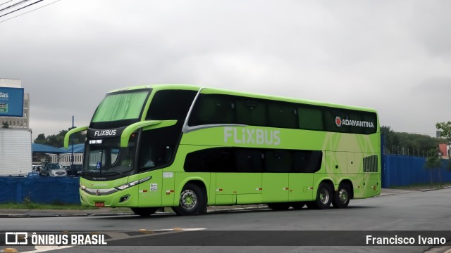 FlixBus Transporte e Tecnologia do Brasil 421413 na cidade de São Paulo, São Paulo, Brasil, por Francisco Ivano. Número da foto: #13215110.