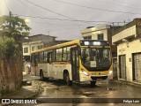 Empresa Metropolitana 617 na cidade de Recife, Pernambuco, Brasil, por Felipe Luiz. Número da foto: #13213554.