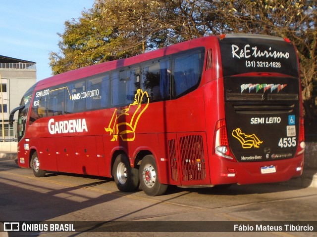 Expresso Gardenia 4535 na cidade de Três Corações, Minas Gerais, Brasil, por Fábio Mateus Tibúrcio. Número da foto: #13215882.