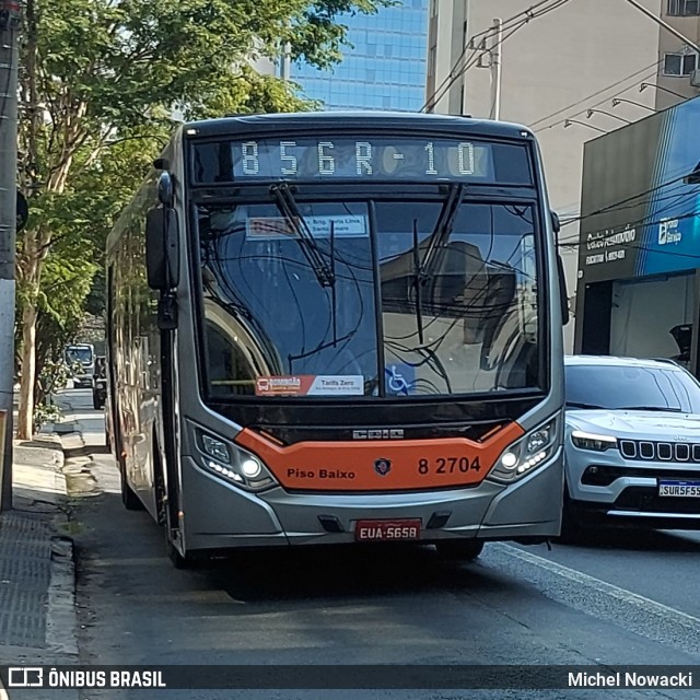 Viação Gato Preto 8 2704 na cidade de São Paulo, São Paulo, Brasil, por Michel Nowacki. Número da foto: #13217763.