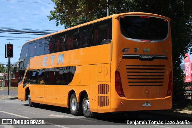 ETM - Empresa de Transporte Maullín 229 na cidade de Temuco, Cautín, Araucanía, Chile, por Benjamín Tomás Lazo Acuña. Número da foto: #13215475.