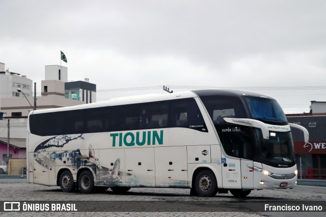 Transporte e Turismo Tiquin 3375 na cidade de Balneário Camboriú, Santa Catarina, Brasil, por Francisco Ivano. Número da foto: #13217285.