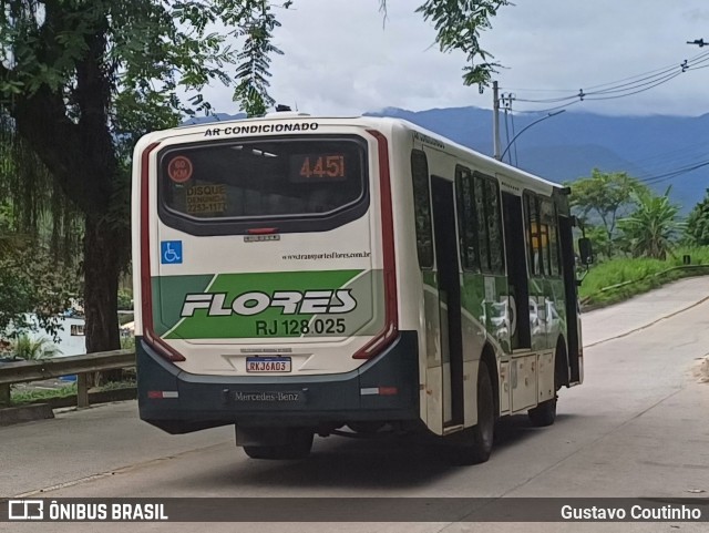 Transportes Flores RJ 128.025 na cidade de Duque de Caxias, Rio de Janeiro, Brasil, por Gustavo Coutinho. Número da foto: #13215956.