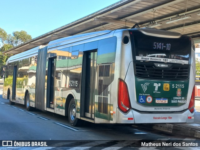 Via Sudeste Transportes S.A. 5 2115 na cidade de São Paulo, São Paulo, Brasil, por Matheus Neri dos Santos. Número da foto: #13218165.