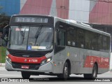 Pêssego Transportes 4 7228 na cidade de São Paulo, São Paulo, Brasil, por Athos Arruda. Número da foto: #13217688.