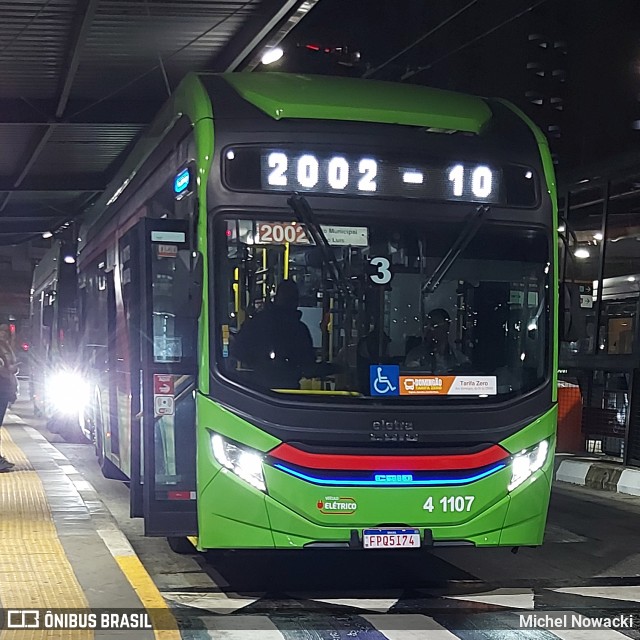 Himalaia Transportes > Ambiental Transportes Urbanos 4 1107 na cidade de São Paulo, São Paulo, Brasil, por Michel Nowacki. Número da foto: #13221058.
