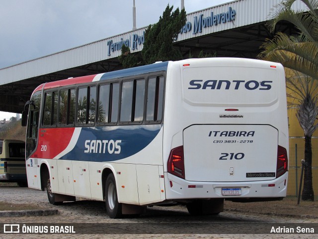 Empresa Santos 210 na cidade de João Monlevade, Minas Gerais, Brasil, por Adrian Sena. Número da foto: #13220267.
