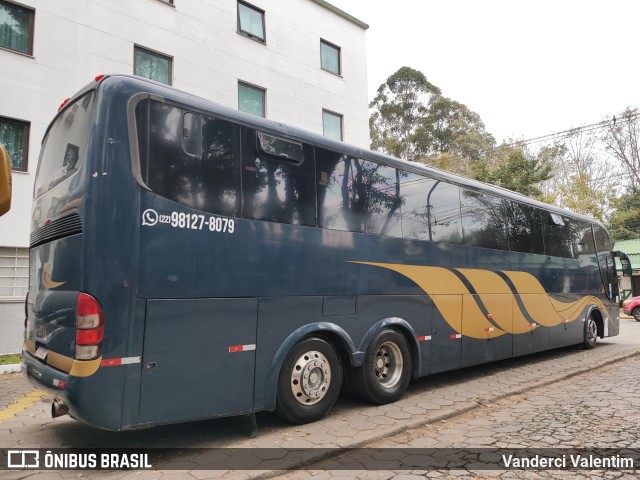 Ônibus Particulares 2016 na cidade de São Lourenço, Minas Gerais, Brasil, por Vanderci Valentim. Número da foto: #13218717.