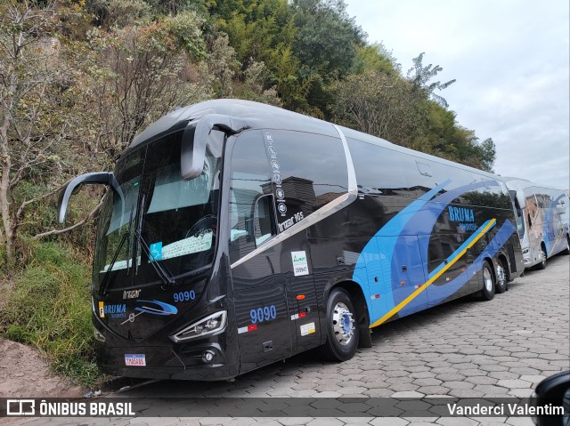 Bruma Locadora e Transportes 9090 na cidade de São Lourenço, Minas Gerais, Brasil, por Vanderci Valentim. Número da foto: #13218776.