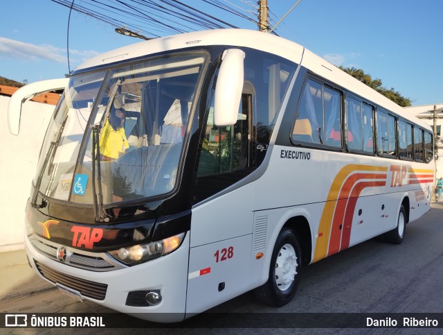 TAP Turismo e Fretamento 128 na cidade de Barra do Piraí, Rio de Janeiro, Brasil, por Danilo  Ribeiro. Número da foto: #13220148.