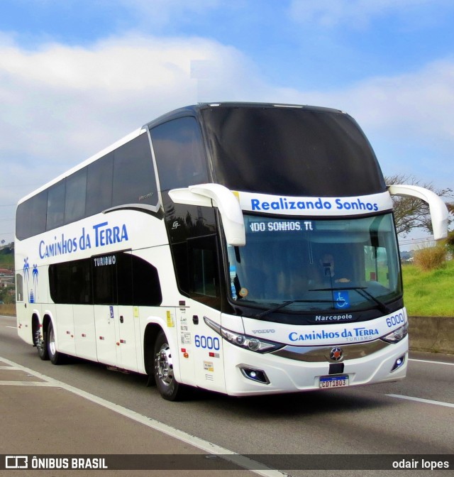 Caminhos da Terra Turismo 6000 na cidade de Caçapava, São Paulo, Brasil, por odair lopes. Número da foto: #13221125.