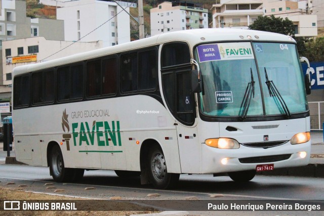 Grupo Educacional Faveni 04 na cidade de Caratinga, Minas Gerais, Brasil, por Paulo Henrique Pereira Borges. Número da foto: #13219604.