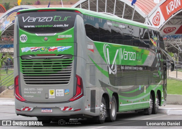 Vanzo Tur 23135 na cidade de Aparecida, São Paulo, Brasil, por Leonardo Daniel. Número da foto: #13222554.