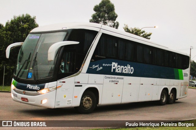 Planalto Transportes 3009 na cidade de Curitiba, Paraná, Brasil, por Paulo Henrique Pereira Borges. Número da foto: #13223557.