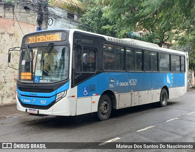 Viação Nossa Senhora das Graças A71529 na cidade de Rio de Janeiro, Rio de Janeiro, Brasil, por Mateus Dos Santos Do Nascimento. Número da foto: #13223820.