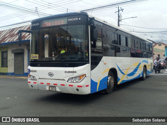 Coopepar RL 00 na cidade de Cartago, Cartago, Costa Rica, por Sebastián Solano. Número da foto: #13222034.