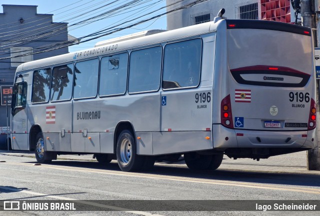 BluMob - Concessionária de Transporte Urbano de Blumenau 9196 na cidade de Blumenau, Santa Catarina, Brasil, por Iago Scheineider. Número da foto: #13222032.