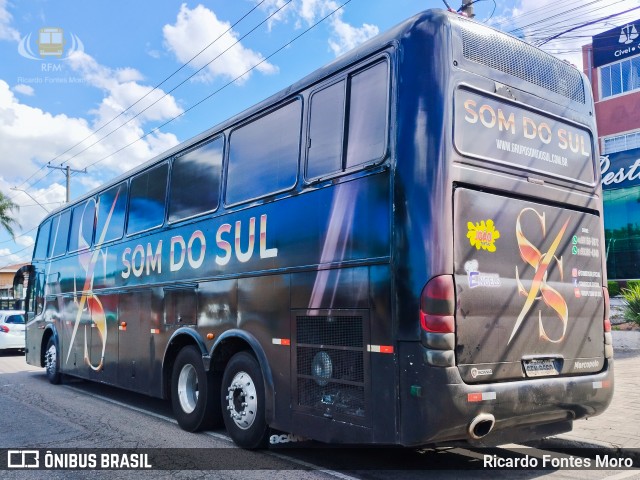 Grupo Som do Sul 9560 na cidade de Curitiba, Paraná, Brasil, por Ricardo Fontes Moro. Número da foto: #13223892.