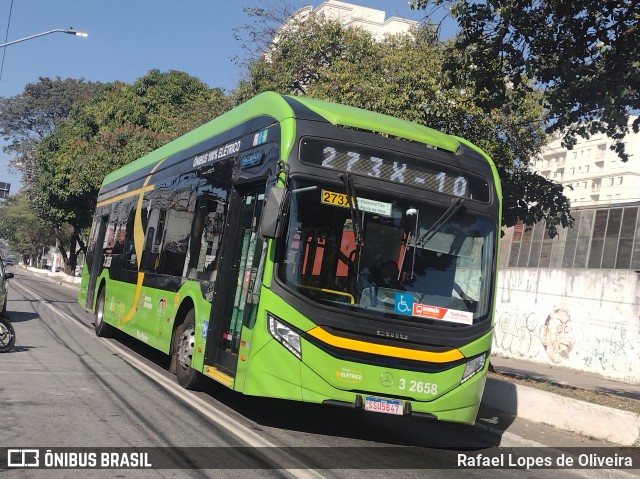 Viação Metrópole Paulista - Zona Leste 3 2658 na cidade de São Paulo, São Paulo, Brasil, por Rafael Lopes de Oliveira. Número da foto: #13221744.