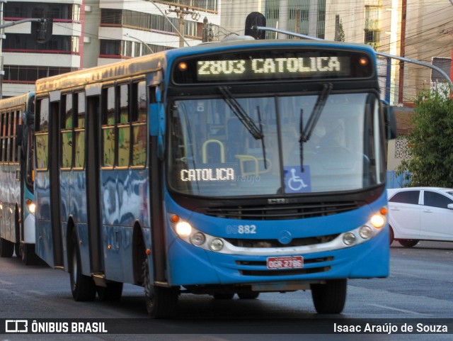 Taguatur - Taguatinga Transporte e Turismo 06882 na cidade de Taguatinga, Distrito Federal, Brasil, por Isaac Araújo de Souza. Número da foto: #13222015.