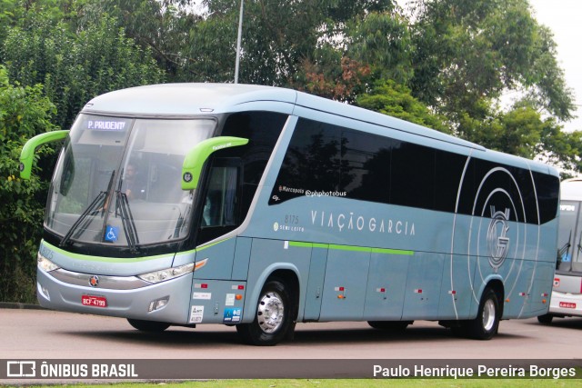 Viação Garcia 8175 na cidade de Curitiba, Paraná, Brasil, por Paulo Henrique Pereira Borges. Número da foto: #13223544.