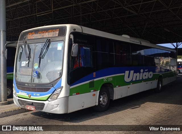 Viação União DC 1.056 na cidade de Duque de Caxias, Rio de Janeiro, Brasil, por Vitor Dasneves. Número da foto: #13221676.