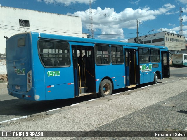 M&R Transportes 1975 na cidade de Feira de Santana, Bahia, Brasil, por Emanuel Silva. Número da foto: #13222757.